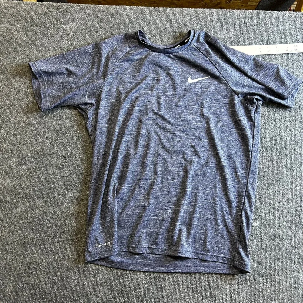 Nike Swim Shirt Mens Size M Blue Dri-Fit Heathered Raglan Sleeve Rash Guard Top